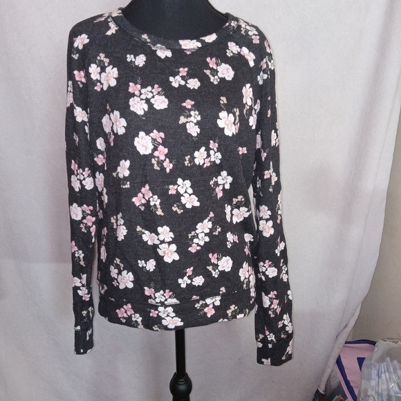 Victoria's Secret Sweaters - Victoria's Secret Black and Pink Floral Sweater Size S Cozy
